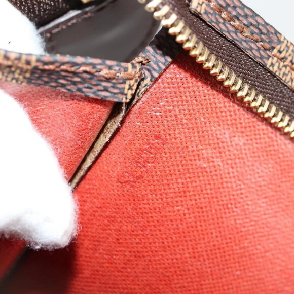 LOUIS VUITTON Damier Ebene Poche Toilette 26 Pouch - Picture 15 of 16